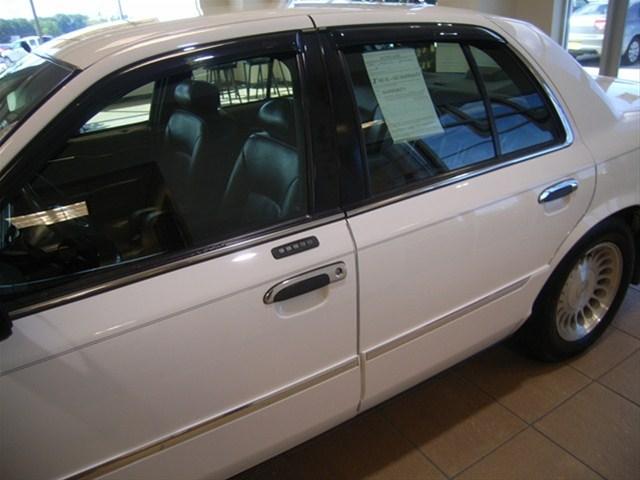 2001 Mercury Grand Marquis Touring W/nav.sys