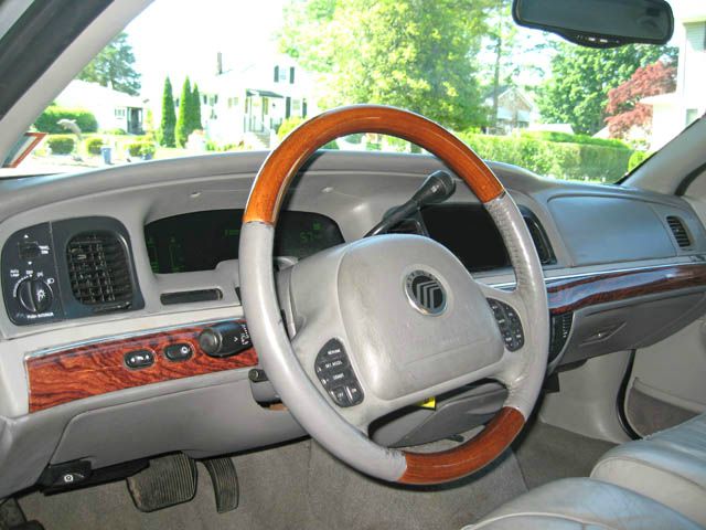 2002 Mercury Grand Marquis LS Premium