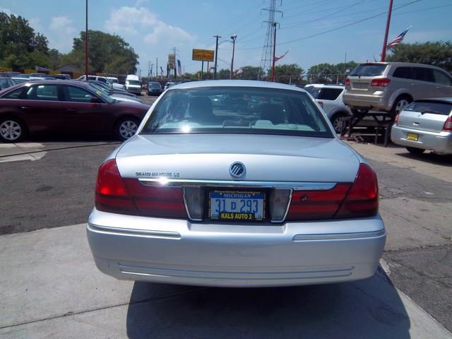 2003 Mercury Grand Marquis S 5 Passenger