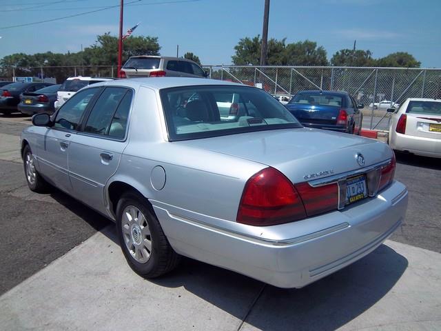 2003 Mercury Grand Marquis S 5 Passenger