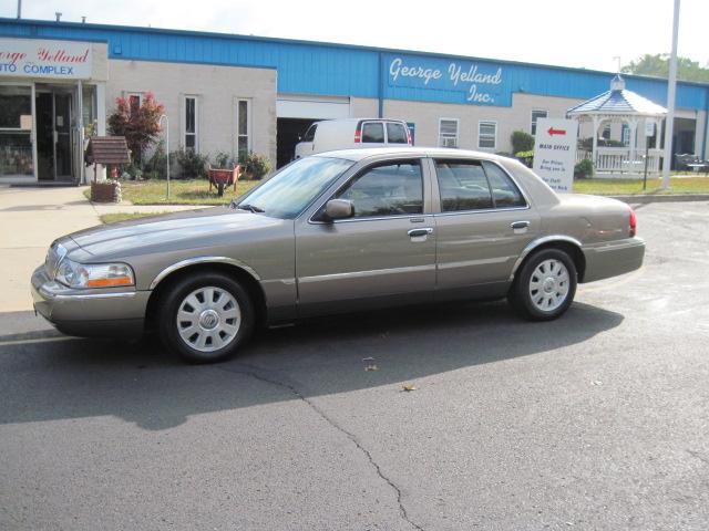 2004 Mercury Grand Marquis Base GL