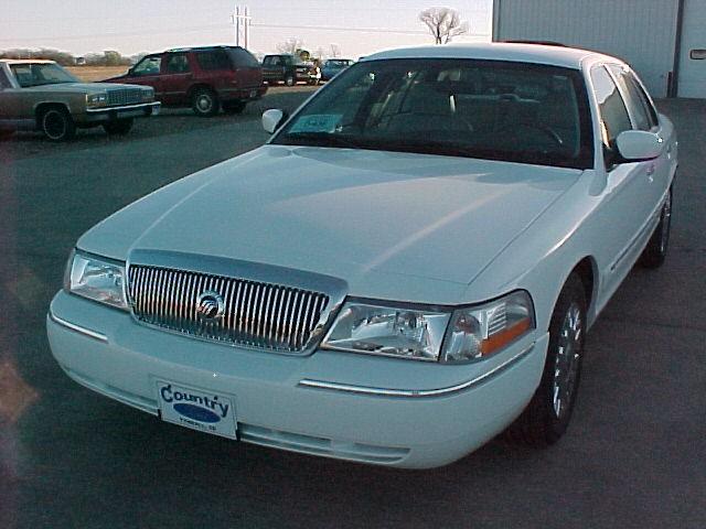 2004 Mercury Grand Marquis Lariat Supercab Super Duty