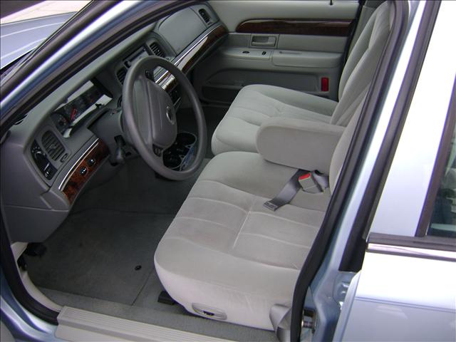 2004 Mercury Grand Marquis XLS