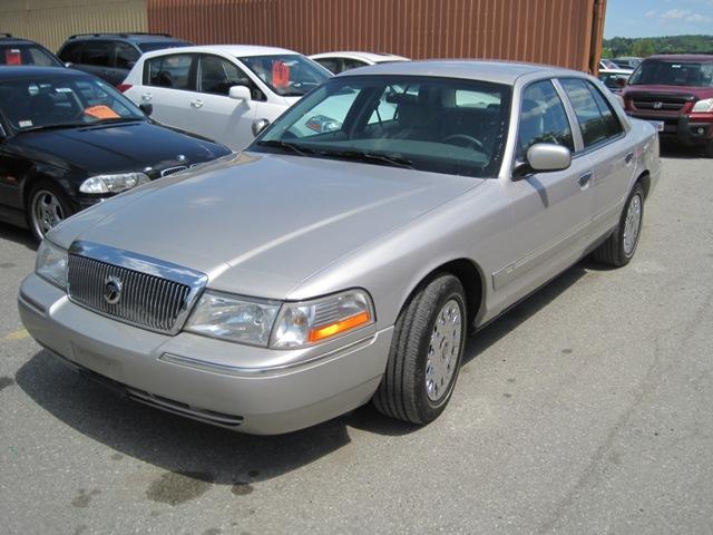 2004 Mercury Grand Marquis Crew Cab 167 WB 4WD DRW