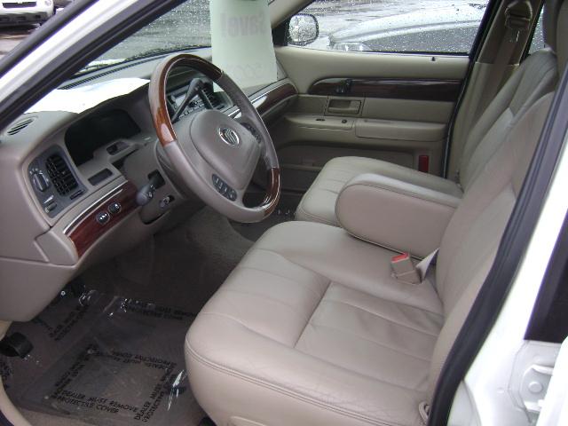 2004 Mercury Grand Marquis Base GL