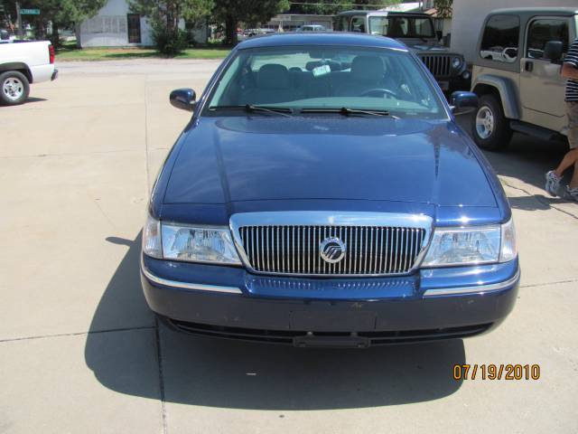 2004 Mercury Grand Marquis Base GL