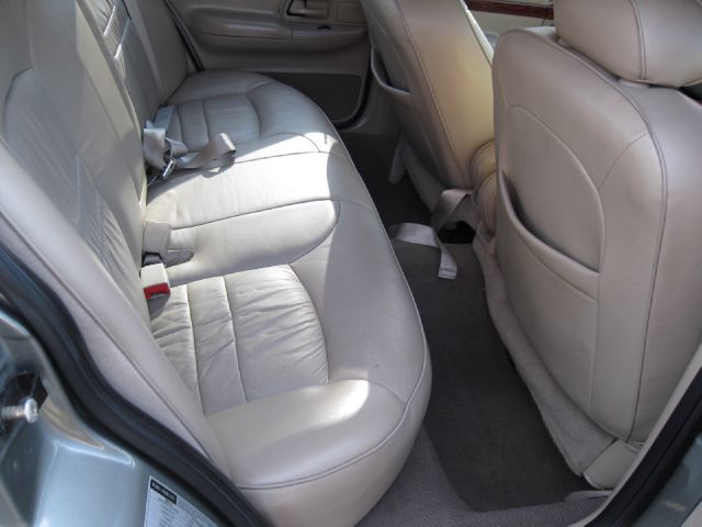 2004 Mercury Grand Marquis XLS