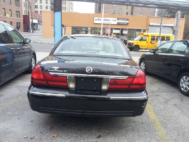 2004 Mercury Grand Marquis Crew Cab 167 WB 4WD DRW