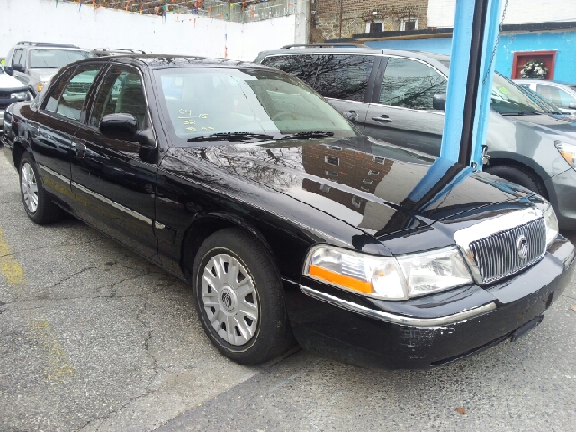 2004 Mercury Grand Marquis Crew Cab 167 WB 4WD DRW