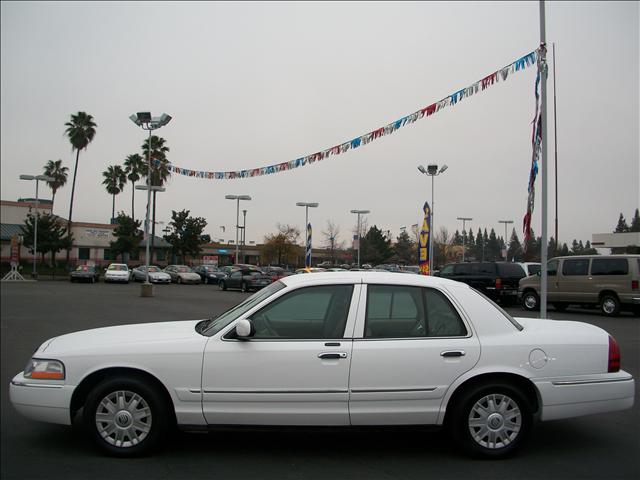 2004 Mercury Grand Marquis Crew Cab 167 WB 4WD DRW