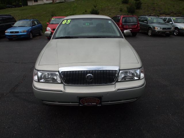 2005 Mercury Grand Marquis XLS