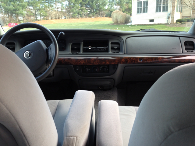 2005 Mercury Grand Marquis Unknown