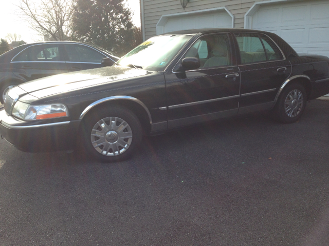 2005 Mercury Grand Marquis Unknown