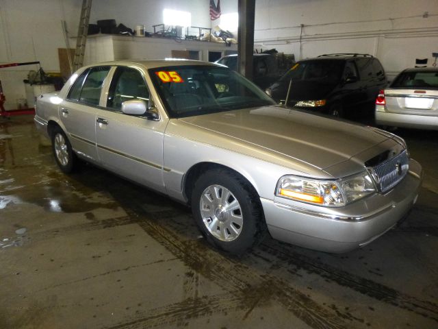 2005 Mercury Grand Marquis LS Premium