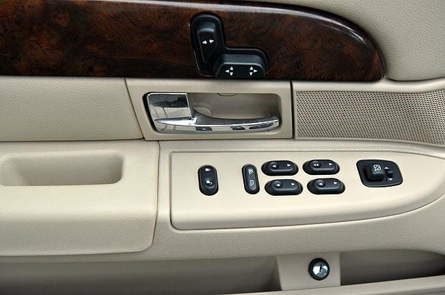 2006 Mercury Grand Marquis Touring W/nav.sys