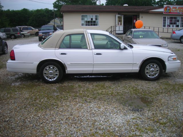 2007 Mercury Grand Marquis SS 1 Owner Perfect Carfax