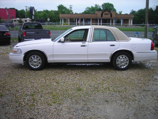 2007 Mercury Grand Marquis SS 1 Owner Perfect Carfax