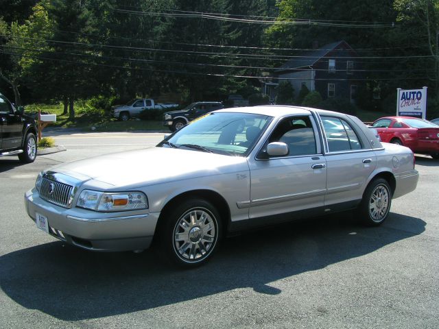 2008 Mercury Grand Marquis XLS