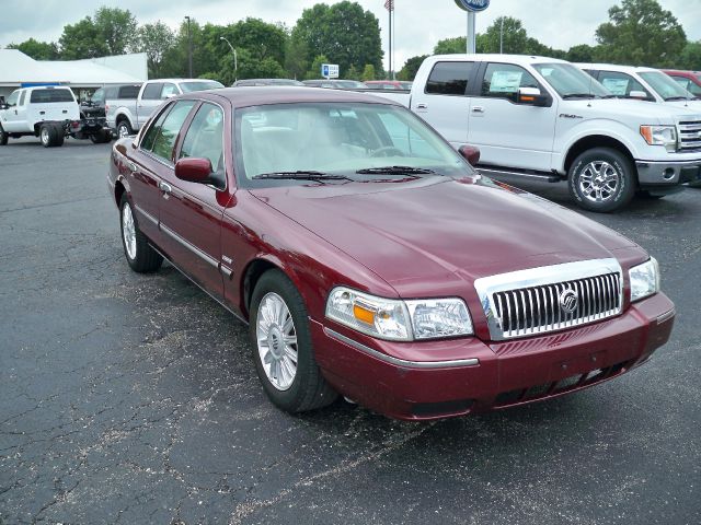 2009 Mercury Grand Marquis Ford F250 FX4 Lariat