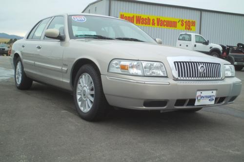 2010 Mercury Grand Marquis Touring W/nav.sys