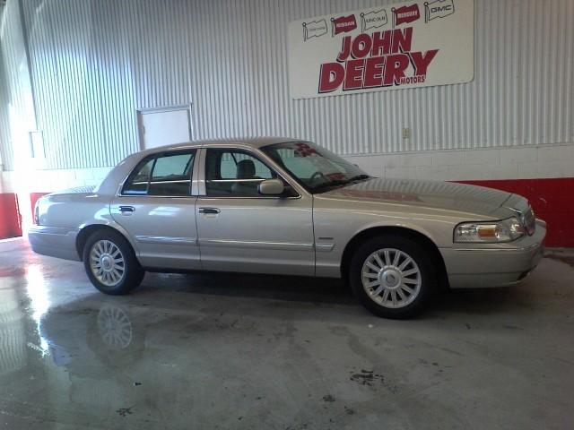 2010 Mercury Grand Marquis Limited Edtion