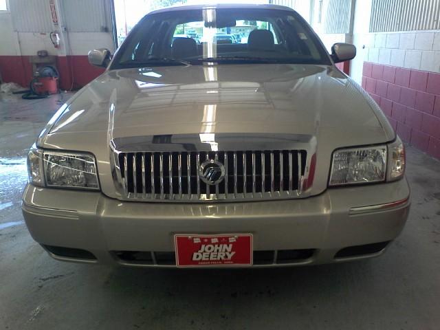 2010 Mercury Grand Marquis Limited Edtion