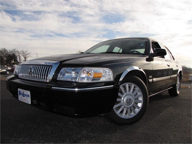 2010 Mercury Grand Marquis Touring W/nav.sys