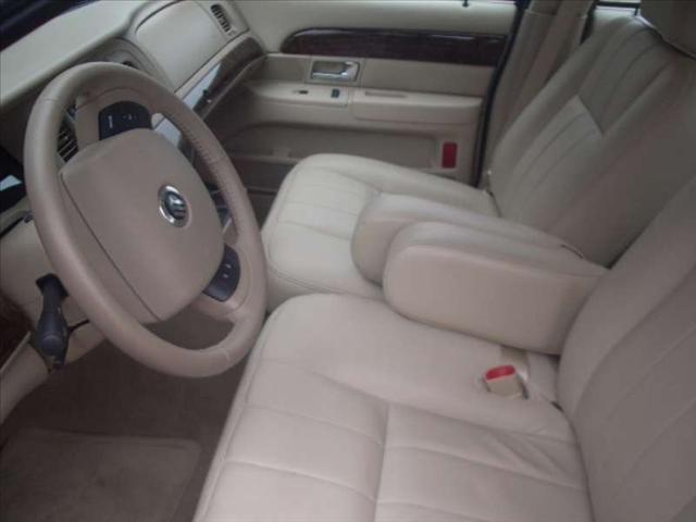 2010 Mercury Grand Marquis Touring W/nav.sys