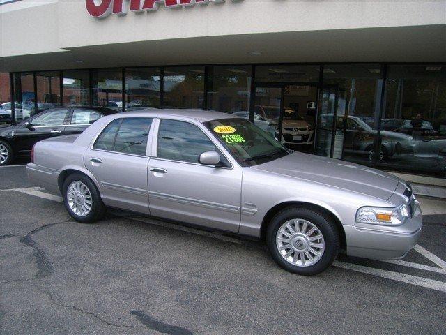 2010 Mercury Grand Marquis Touring W/nav.sys