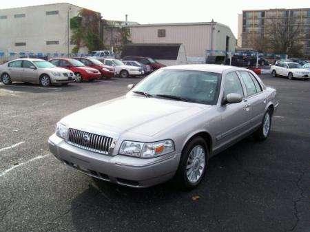 2010 Mercury Grand Marquis Unknown