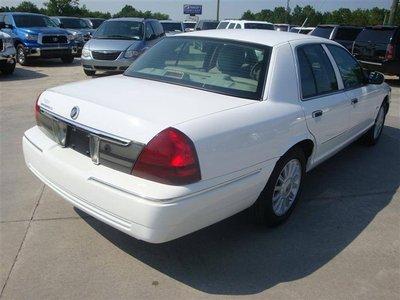 2011 Mercury Grand Marquis Touring W/nav.sys