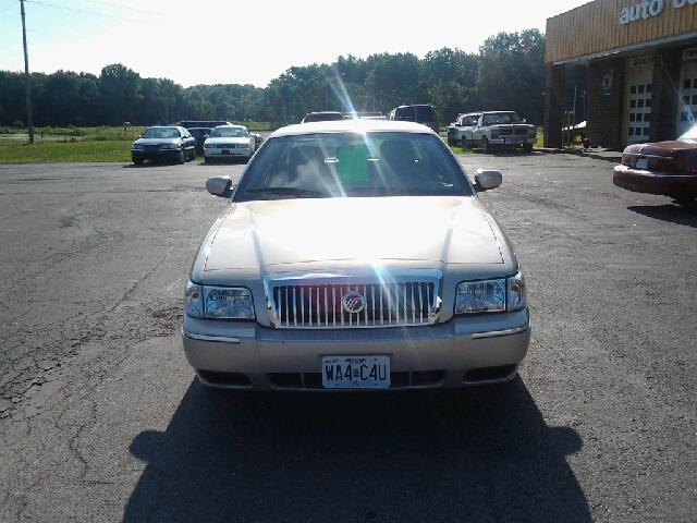 2011 Mercury Grand Marquis Touring W/nav.sys