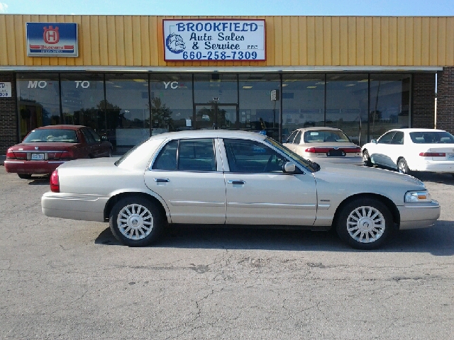 2011 Mercury Grand Marquis Touring W/nav.sys