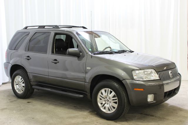 2005 Mercury Mariner 4DR SDN S AT