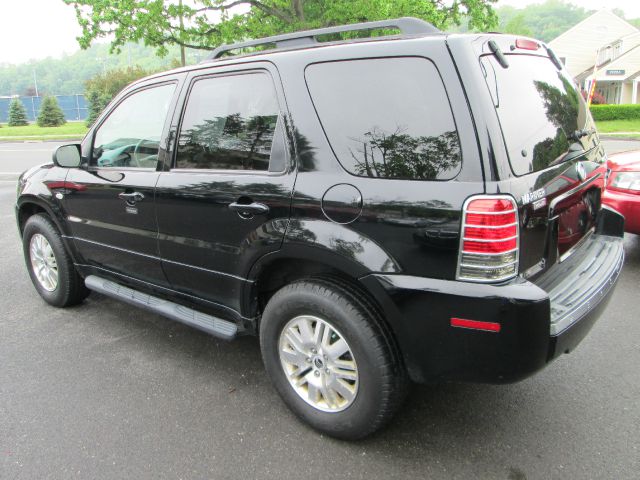 2005 Mercury Mariner 4DR SDN S AT