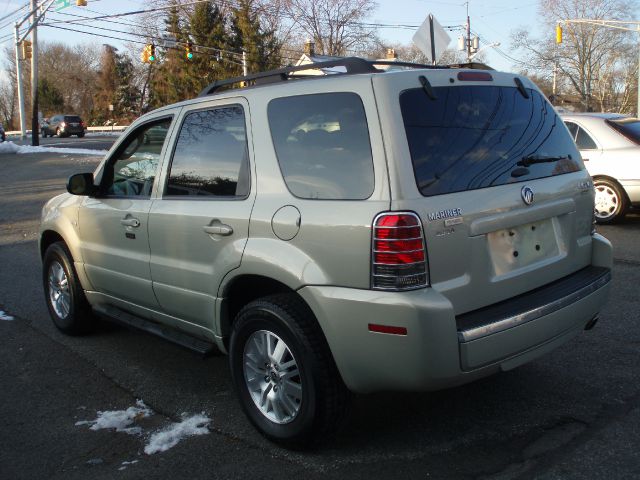 2005 Mercury Mariner 4DR SDN S AT