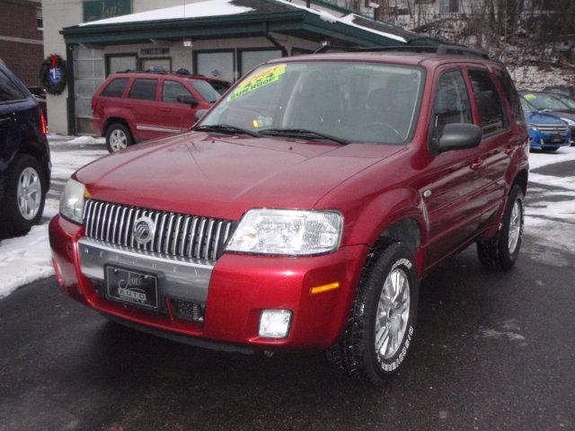 2005 Mercury Mariner 4DR SDN S AT