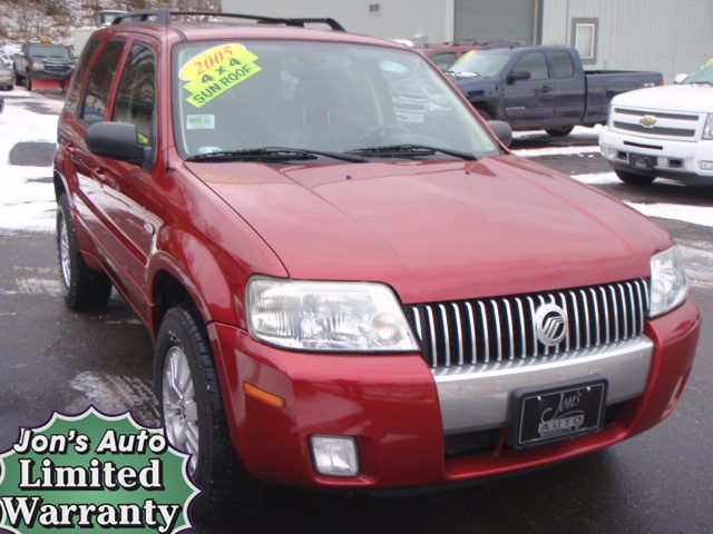 2005 Mercury Mariner 4DR SDN S AT