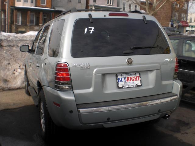 2005 Mercury Mariner Touring W/nav.sys.-res