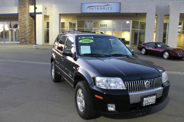 2006 Mercury Mariner LX Auto V6