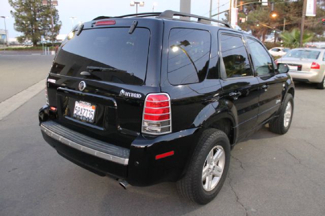 2006 Mercury Mariner LX Auto V6