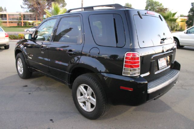 2006 Mercury Mariner LX Auto V6