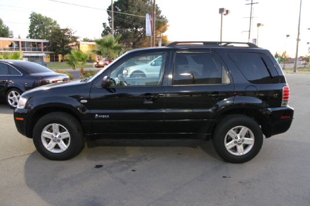 2006 Mercury Mariner LX Auto V6