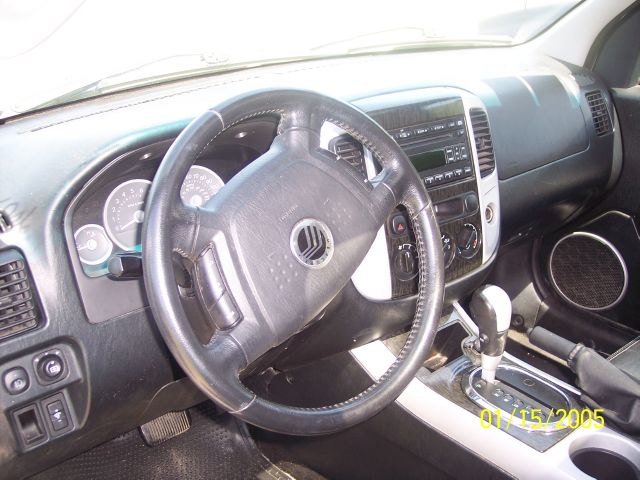 2006 Mercury Mariner 4DR SDN S AT