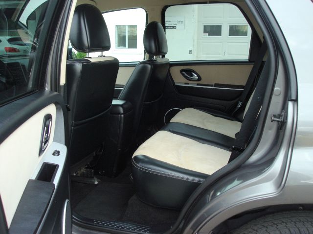 2006 Mercury Mariner 4DR SDN S AT