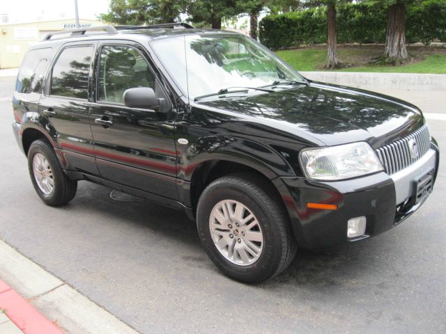 2006 Mercury Mariner 4DR SDN S AT