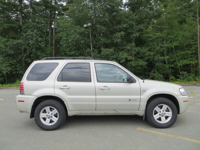 2007 Mercury Mariner Ram 3500 Diesel 2-WD