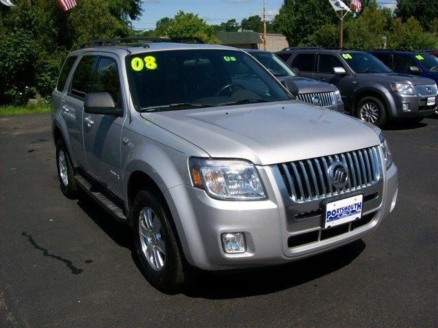 2008 Mercury Mariner Scion XB