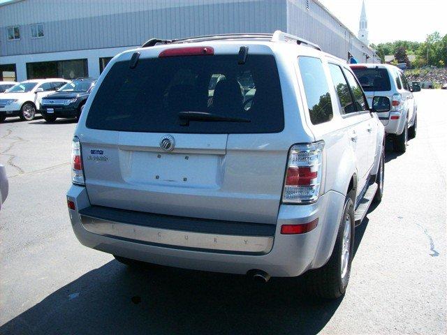 2008 Mercury Mariner Scion XB