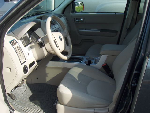 2008 Mercury Mariner XLE AWD Van